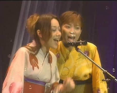 japanese live concert love hina 09 kimono на сцене в кимоно и мыльные пузыри